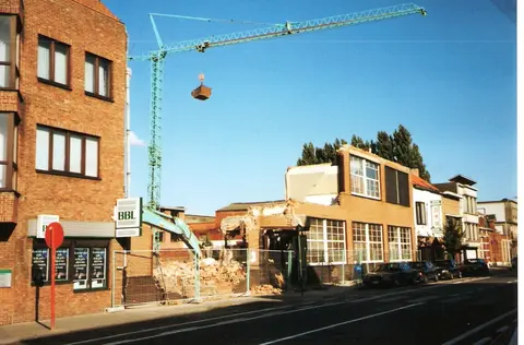 Antwerpsesteenweg - Afbraak Meisjesschool in de Antwerpsesteenweg
