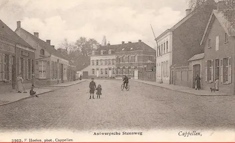 Antwerpsesteenweg in de Antwerpsesteenweg