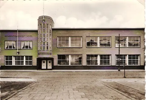 Antwerpsesteenweg - Meisjesschool in de Antwerpsesteenweg