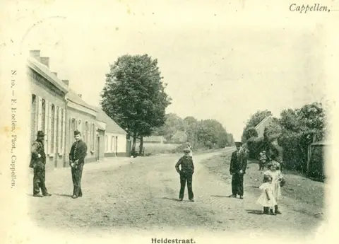 Heidestraat - Chr. Pallemansstraat 1901 in de Chr. Pallemansstraat (1901)