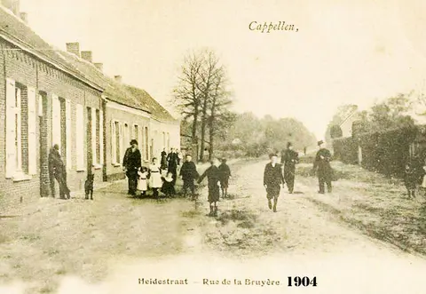 Heidestraat - Chr. Pallemansstraat 1904 in de Chr. Pallemansstraat (1904)