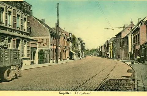 Dorpsstraat  2 in de Dorpsstraat 2