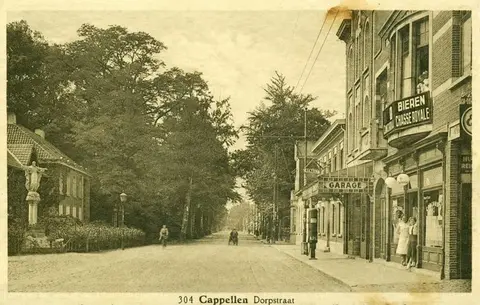 Dorpsstraat - Cafe Concordia 1933 in de Dorpsstraat (1933)