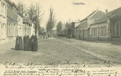 Dorpsstraat - Swatti Alix ingang dorp in de Dorpsstraat