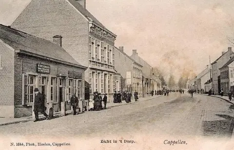 Dorpsstraat - Zicht in t Dorp in de Dorpsstraat