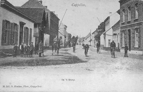 Dorpsstraat 1903 in de Dorpsstraat (1903)
