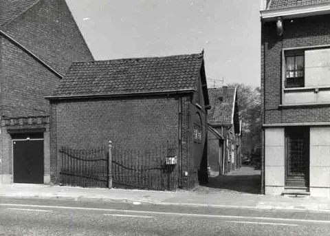Dorpstraat nr 96 Remise in de Dorpsstraat 96