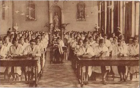 St Mariagesticht in de Dorpsstraat