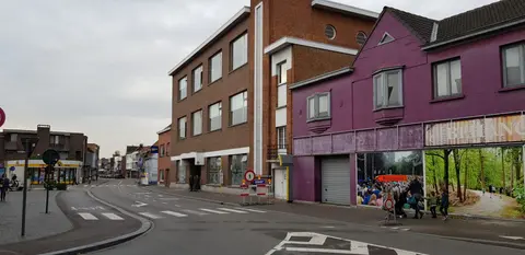 Afbraak Bruggeske 12 in de Hoevensebaan