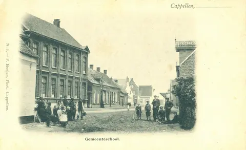 Gemeenteschool in de Hoevensebaan