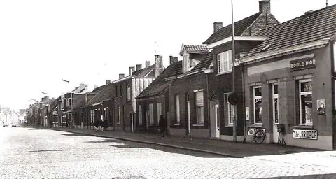 Hoevensebaan in de Hoevensebaan