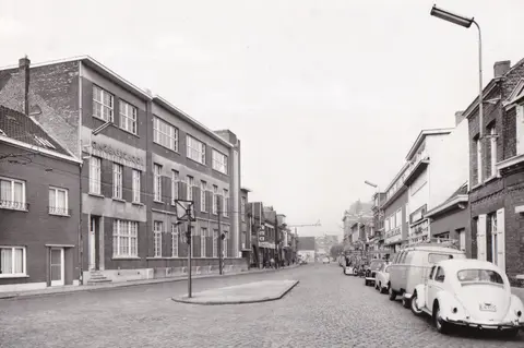Hoevensebaan - Jongensschool in de Hoevensebaan