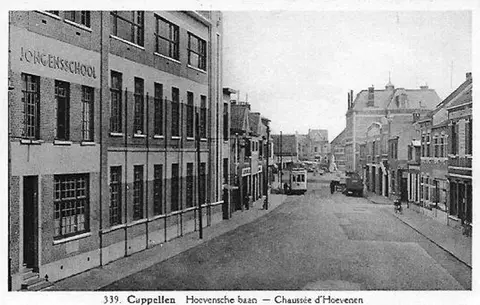 Hoevensebaan - Jongensschool in de Hoevensebaan