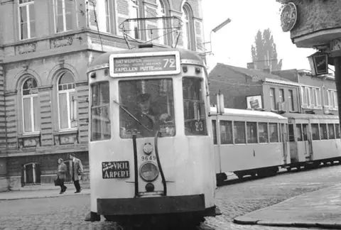 Hoevensebaan - Tram 72 in de Hoevensebaan