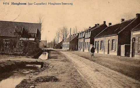 Hoogboom - Hoogboomsteenweg in de Hoogboomsteenweg