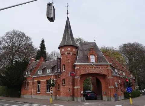 Hoogboom - Hoogboomsteenweg 2 - Poortgebouw Zilverhof 2 in de Hoogboomsteenweg 2