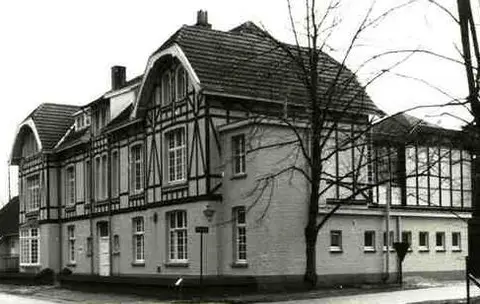 Dennenhuis - Kalmthoutsesteenweg in de Kalmthoutsesteenweg