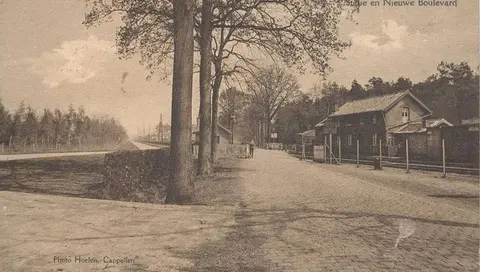 Kapellenbos - Station en De Pretlaan in de Kalmthoutsesteenweg