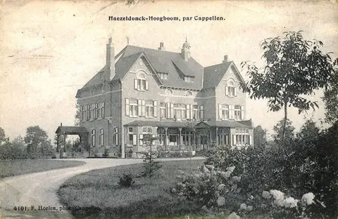 Hoogboom - Kasteel Haezeldonck - Lobelialaan 1 in de Lobelialaan 1