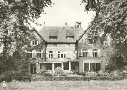 Hoogboom - Kasteel Haezeldonck - Lobelialaan 7 in de Lobelialaan 7