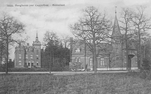 Hoogboom - Kasteel Heidelust en Poortgebouw Hoogboomsteenweg in de Hoogboomsteenweg