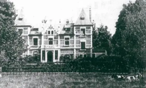 Kasteel Les Chataigniers - Hobonia