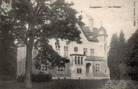 Kasteel Vijverhof-Les Etangs - Hoelen