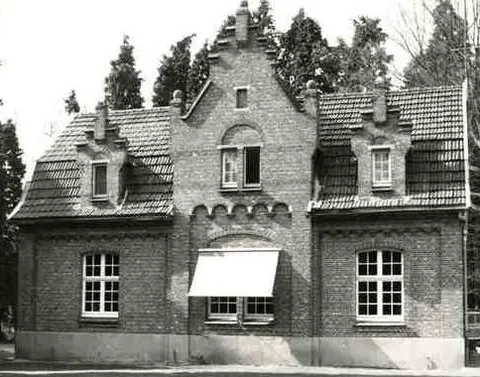 Oude Gracht - Washuis bij kasteel