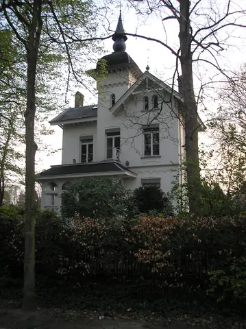 Eikendreef 38 - Villa in cottagestijl