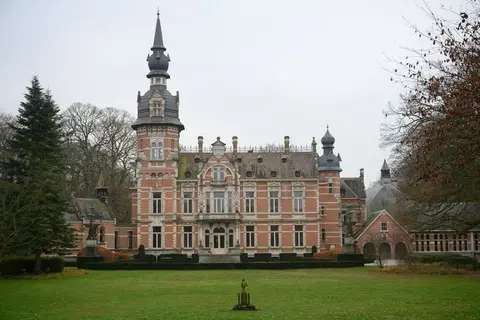 Kasteel Starrenhof 1