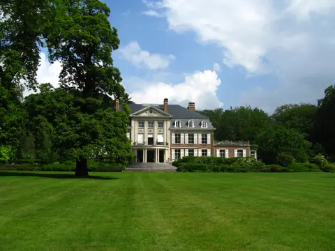 Kasteel Wolvenbos