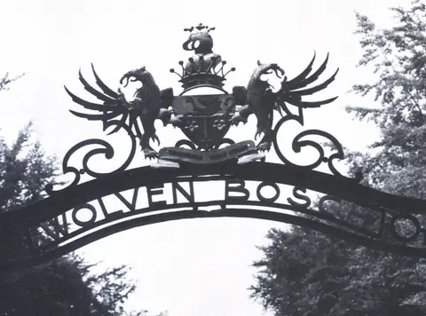 Kasteel Wolvenbos - Toegangspoort 5