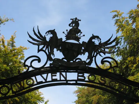 Kasteel Wolvenbos - Toegangspoort 6