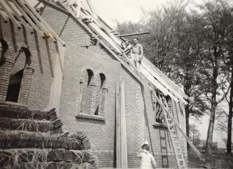 Kapel OLV van Fatima bouw_5