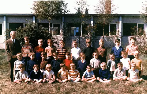Broedersschool 2de lj 1970-1971 (1971)