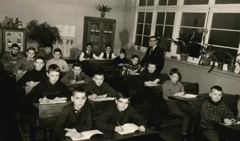 Gemeenteschool Kapellen - 7de leerjaar 1964 (1964)