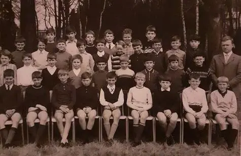 Klasfoto - Broedersschool St. Jozef 1970-1971 - 6de leerjaar - mr Celie (1971)