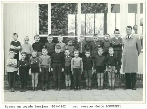 Klasfoto - De Platanen 1961-1962 - 1ste en 2de leerjaar - meester Boogaerts (1962)