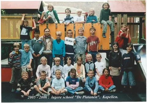 Klasfoto - De Platanen 2005-2006 - 3de leerjaar - juf Sarah (2006)