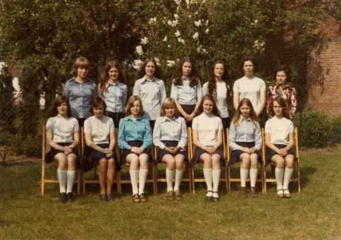 Klasfoto - Mater Salvatoris 1974-1975 - 3de leerjaar LST kleding (1975)