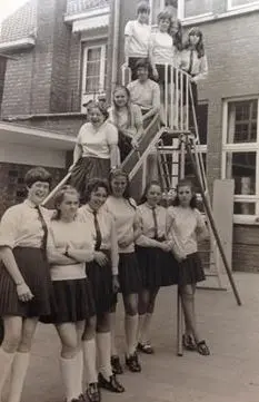 Klasfoto - Mater Salvatoris 3de bureelwerken 1970 (1970)