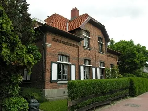 Kon. Albertlei 2 21-23 in de Koning Albertlei 2