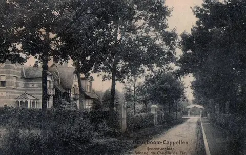 Kon. Astridlaan - IJzerenweglaan - Jan Verhelst - z.d. 2 in de Kon. Astridlaan