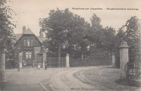 Kon. Astridlaan in de Kon. Astridlaan