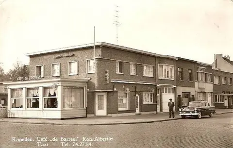Koning Albertlei - Café De Barreel in de Koning Albertlei