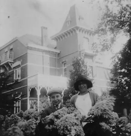 Villa Bloemenlust - Villa Clara 1 - Koningin Astridlaan 43 in de Kon. Astridlaan 43