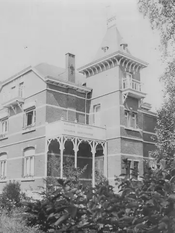 Villa Bloemenlust - Villa Clara 3 - Koningin Astridlaan 43 in de Kon. Astridlaan 43