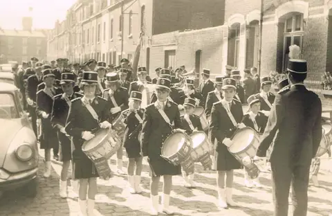 Fanfare XXXIVers