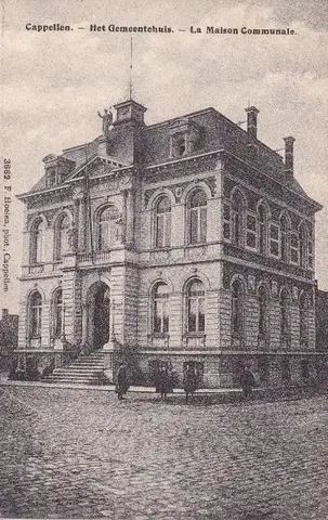 Gemeentehuis 4