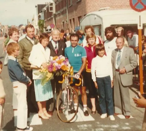 Wielerkoers Essenhoutkermis 3
